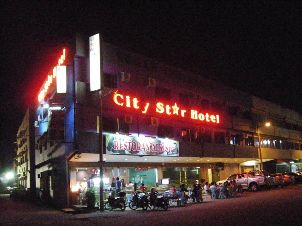 City Star Hotel Kulai Eksteriør billede